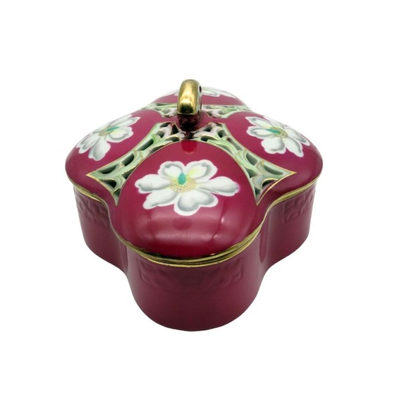 Vintage Ucagco Lidded Dish Ceramic Porcelain Jewelry Trinket Hand Painted Japan - Picture 4 of 9